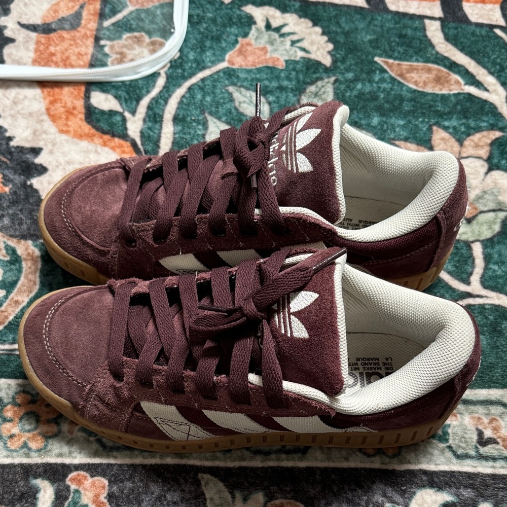 Adidas purple plum limited $$$ Sneakers with White Accents Mens 8 womens 9.5 - Picture 2 of 7